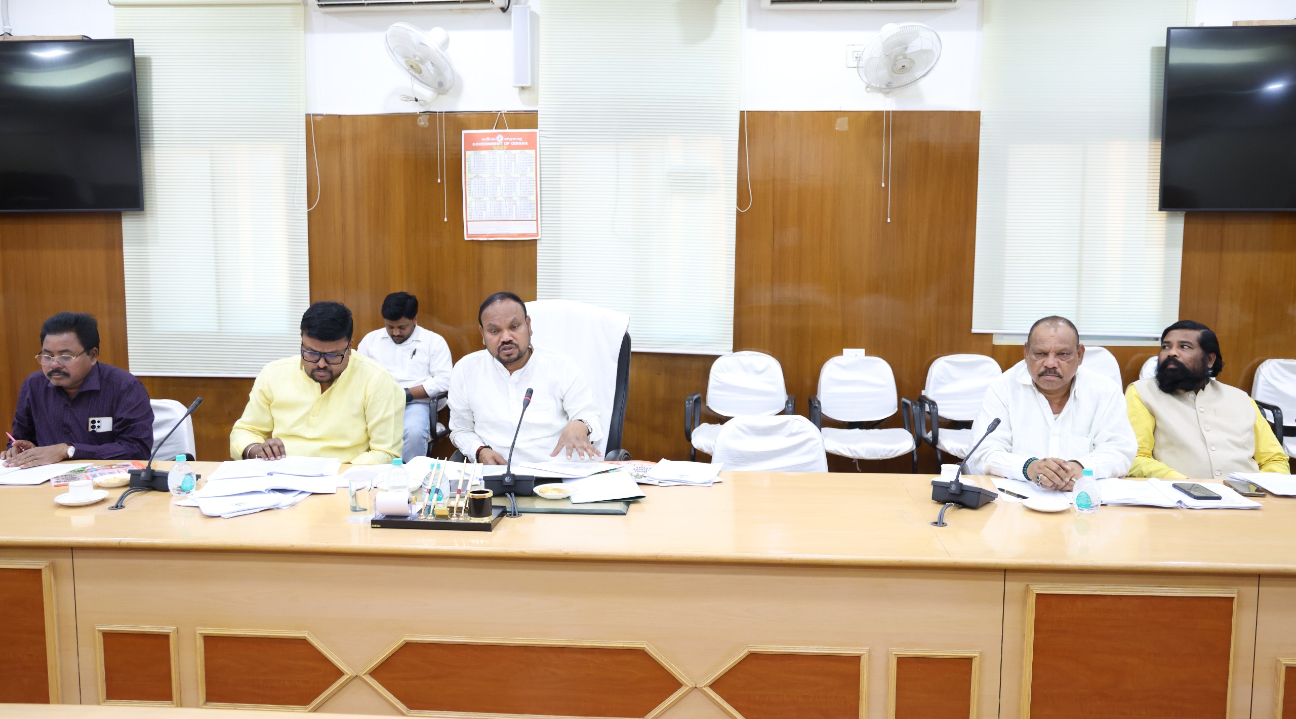 11th meeting of the Departmentally Related Standing Committee-VIII, 20...